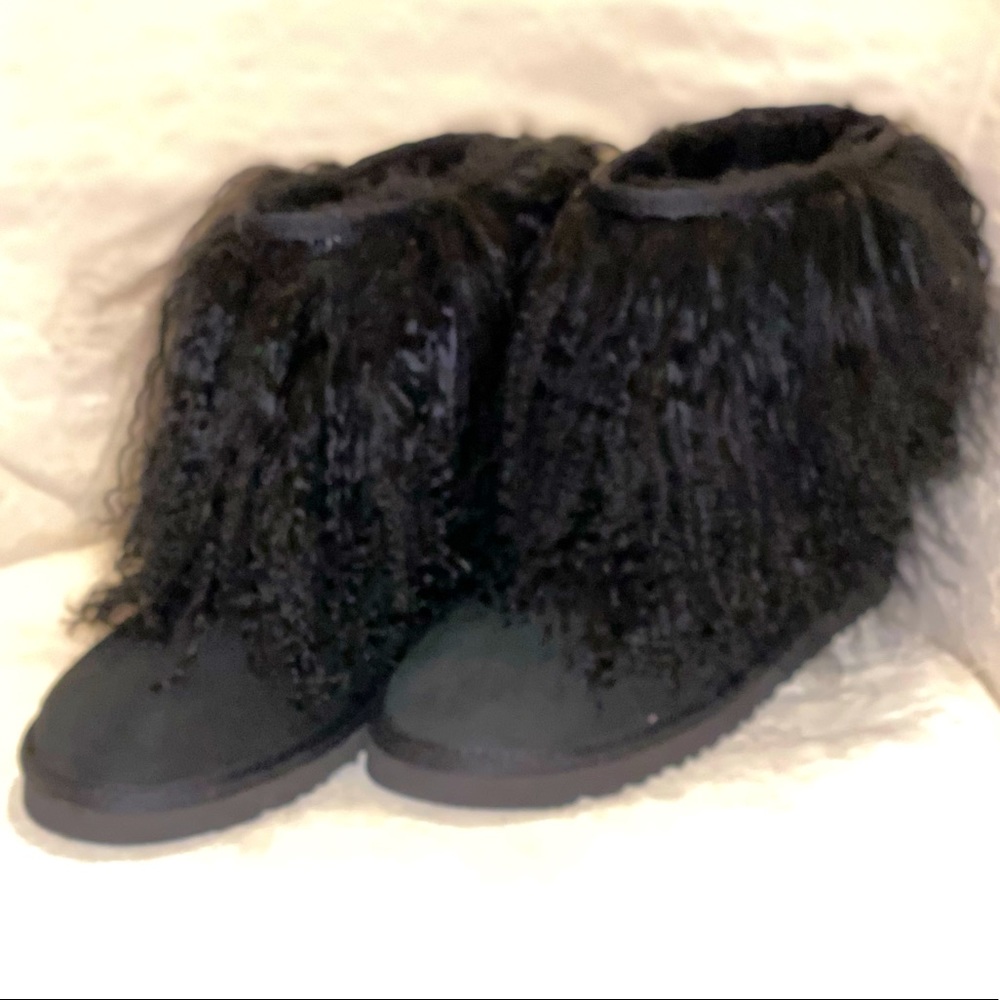 NWoT UGG Sheepskin Topper. Real Fur